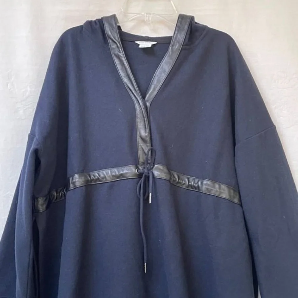 Club Monaco Hooded Sweater Womens Small Blue Wool Leather Trim Winter Pullover